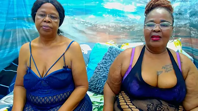 Snapshot of SEXY_MATURExx chatting on June 30, 7:41 am SEXY MATURExx online show from June 30, 7:41 am