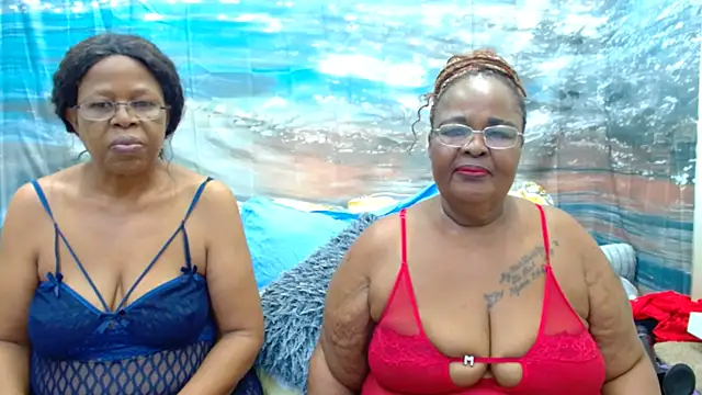 Snapshot of SEXY_MATURExx chatting on June 28, 5:41 pm SEXY MATURExx online show from June 28, 5:41 pm