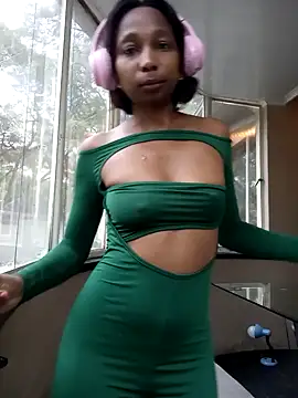 ExtraDoll online show from April 24, 7:32 am