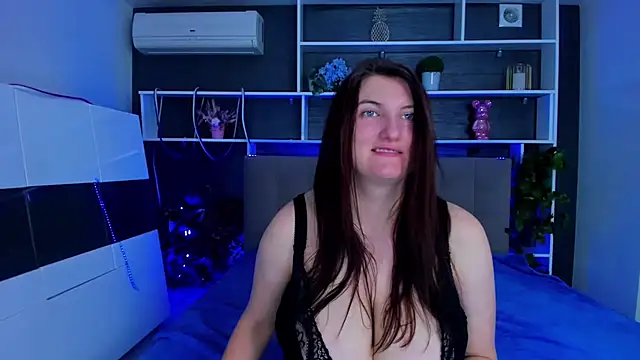 StephieRousee online show from February 11, 6:41 pm