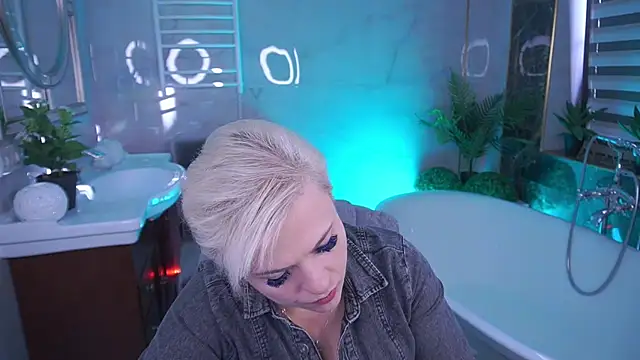 CrystalVibe online show from April 15, 5:46 am