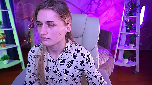 DiamondNina online show from March 5, 3:08 pm