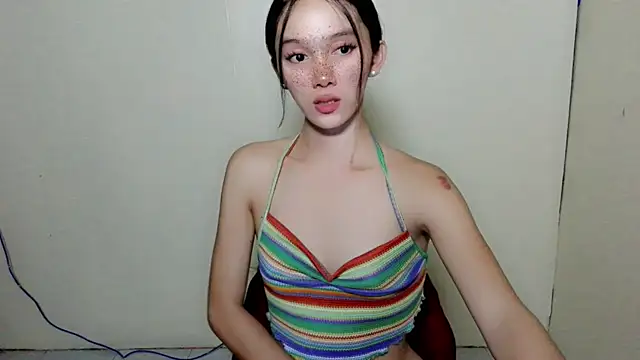 Snapshot of SweetcockAsian chatting on April 22, 3:41 pm SweetcockAsian online show from April 22, 3:41 pm