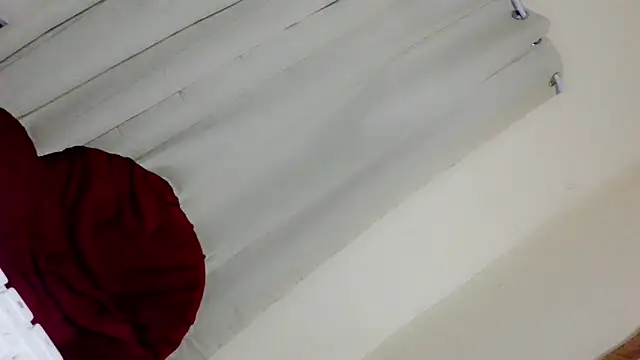 Snapshot of SweetcockAsian chatting on May 19, 1:56 am SweetcockAsian online show from May 19, 1:56 am