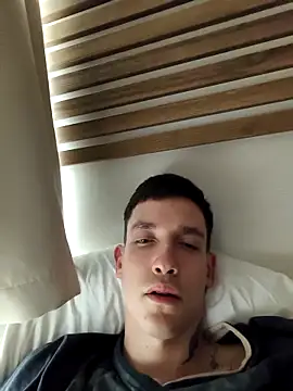 Foxews1 online show from April 13, 2:21 pm