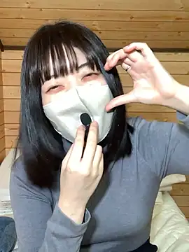 minami room online show from March 25, 7:08 am