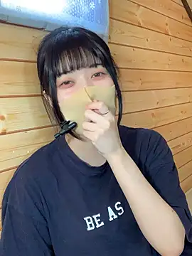 minami room online show from April 18, 6:16 am
