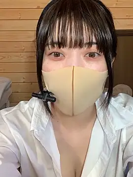 minami room online show from April 3, 6:20 am