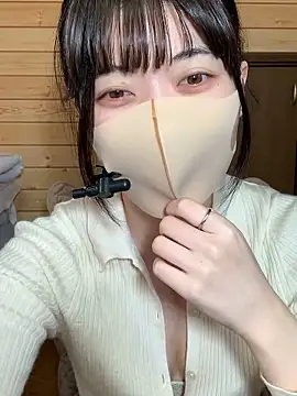 minami room online show from March 28, 6:14 am