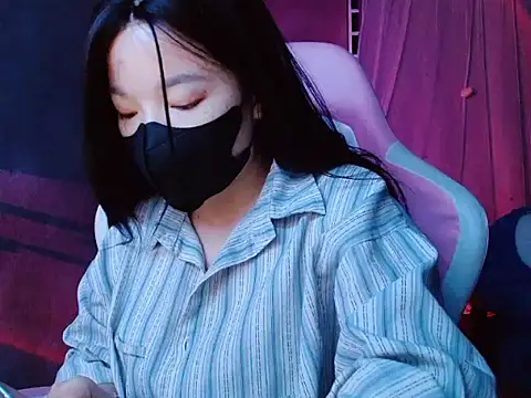 Snapshot of -Tamy- chatting on February 27, 3:34 pm -Tamy- online show from February 27, 3:34 pm