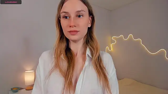 Kirawithvibe online show from May 15, 1:36 am