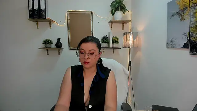 Victoria cg1 online show from January 12, 12:45 pm