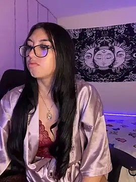 Snapshot of Natsrose chatting on February 19, 3:42 pm Natsrose online show from February 19, 3:42 pm