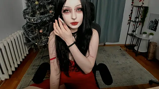 MoonCircuit online show from January 11, 9:11 pm