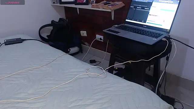 AuraFuego online show from May 27, 12:42 am