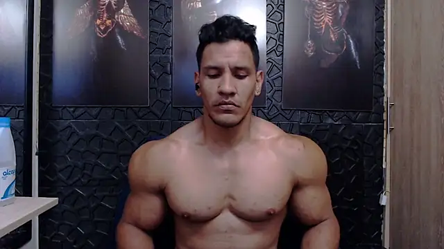 viktor herrera online show from March 19, 7:08 am