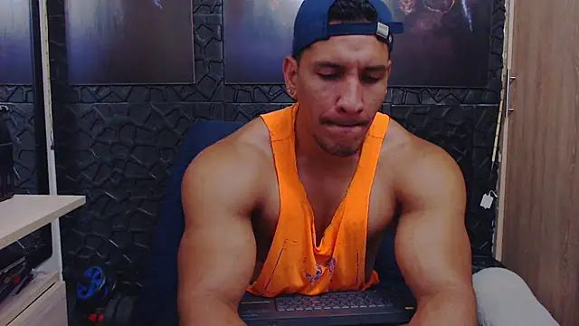 viktor herrera online show from April 13, 7:51 pm