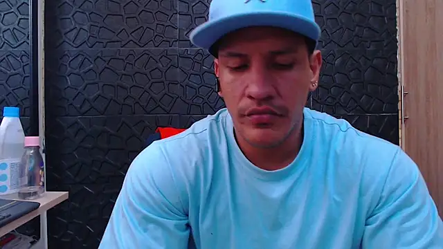 viktor herrera online show from January 12, 7:31 pm