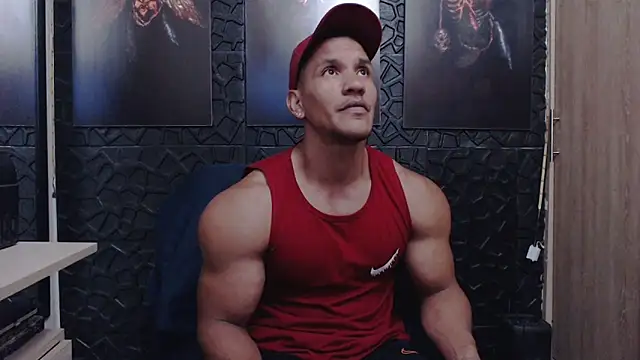 viktor herrera online show from March 31, 5:48 pm