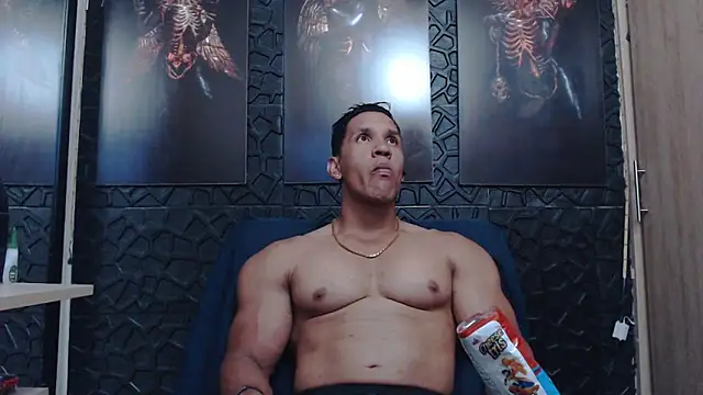 viktor herrera online show from March 27, 2:53 am