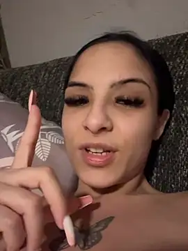 Evelin199 online show from February 18, 9:55 pm