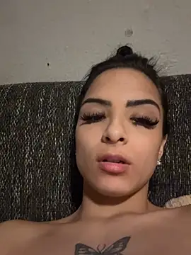 Evelin199 online show from March 7, 8:25 pm