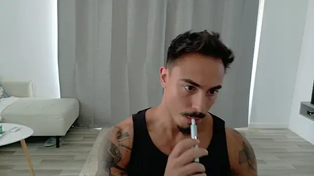 Snapshot of Master_Lukas chatting on July 12, 10:38 am Master Lukas online show from July 12, 10:38 am