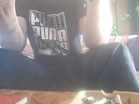 Snapshot of polo48725 chatting on February 26, 4:18 pm polo48725 online show from February 26, 4:18 pm