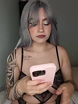 kuritto  online show from April 14, 2:49 am