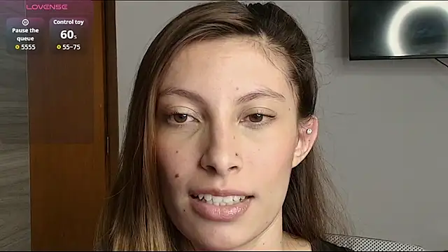 Sweet moon v  online show from April 10, 10:39 pm