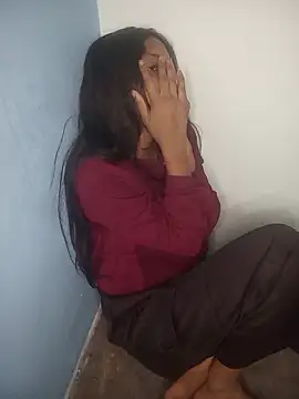 Snapshot of nikita_ranii chatting on June 21, 10:21 am nikita ranii online show from June 21, 10:21 am