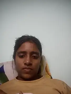 Snapshot of nikita_ranii chatting on June 20, 9:47 am nikita ranii online show from June 20, 9:47 am