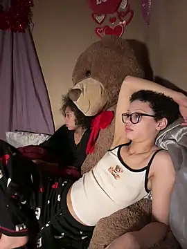 jojosbizarrelyf online show from February 15, 2:45 am