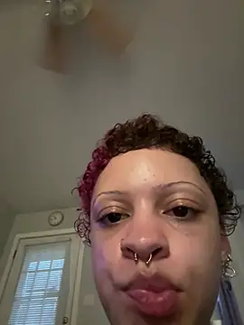 jojosbizarrelyf online show from April 15, 12:16 am