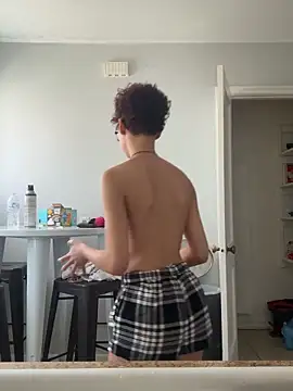 jojosbizarrelyf online show from March 28, 10:44 pm