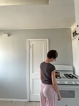 jojosbizarrelyf online show from February 11, 7:03 pm