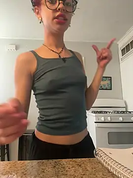 jojosbizarrelyf online show from March 24, 4:07 pm