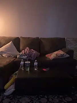 jojosbizarrelyf online show from March 17, 12:35 am