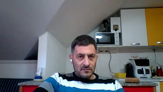 colosone online show from April 3, 4:13 pm