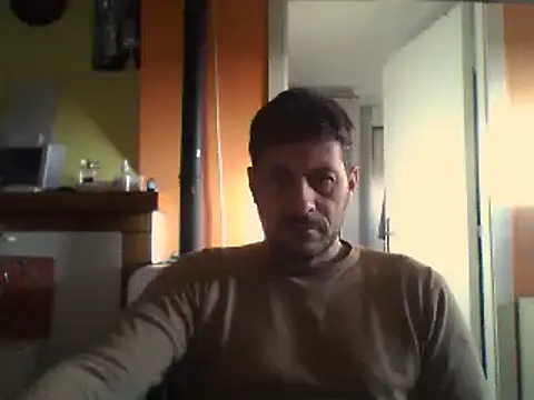 Snapshot of colosone chatting on February 27, 6:46 am colosone online show from February 27, 6:46 am