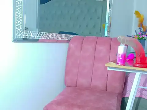 EvelynMoore   online show from January 14, 10:08 am