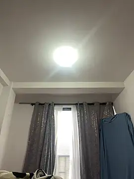 Snapshot of Violett_hott_ chatting on April 30, 11:39 am Violett hott online show from April 30, 11:39 am