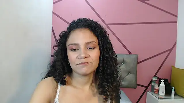 Little18Doll online show from April 12, 6:55 pm