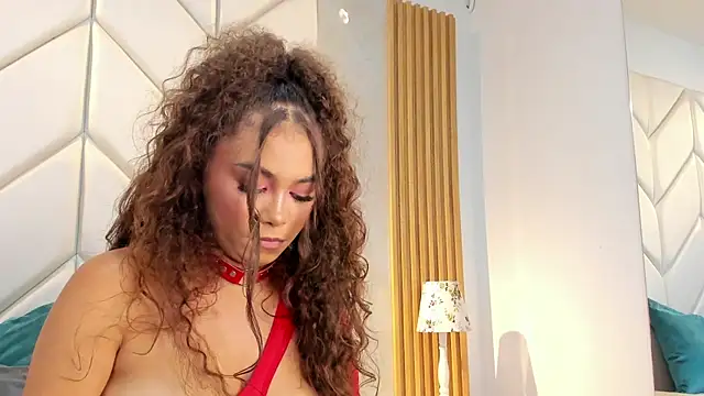 CamilaCastillo online show from April 17, 8:00 pm