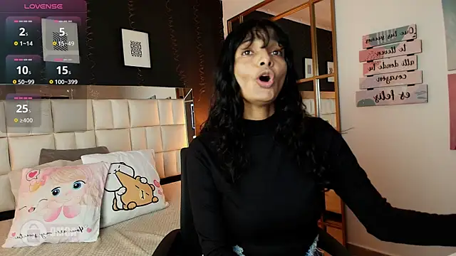 Snapshot of gaby_jazmin chatting on February 28, 7:35 pm gaby jazmin online show from February 28, 7:35 pm