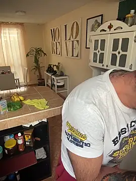 wolfbucker online show from March 17, 1:47 pm