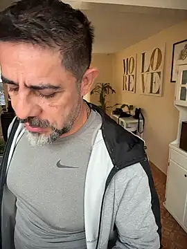 wolfbucker online show from March 18, 2:19 pm