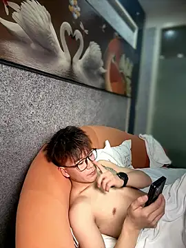 linfei123321 online show from January 18, 12:30 pm