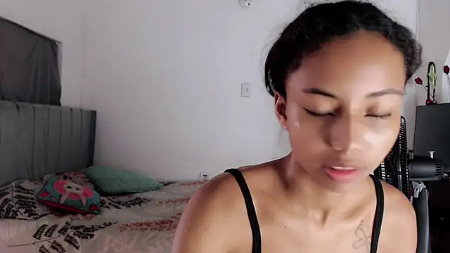 linda brown  online show from February 26, 12:49 pm