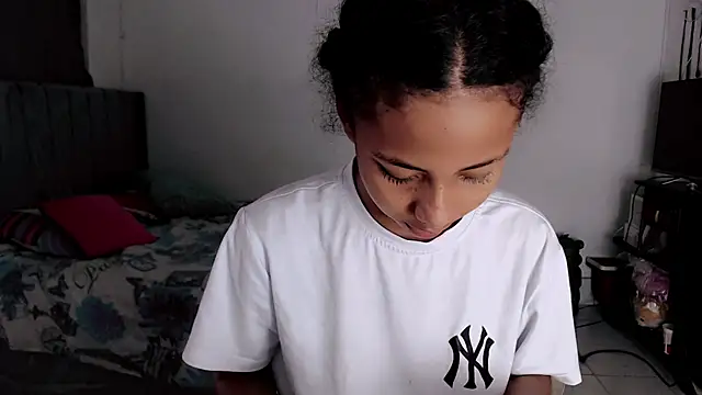 linda brown  online show from February 13, 1:11 pm